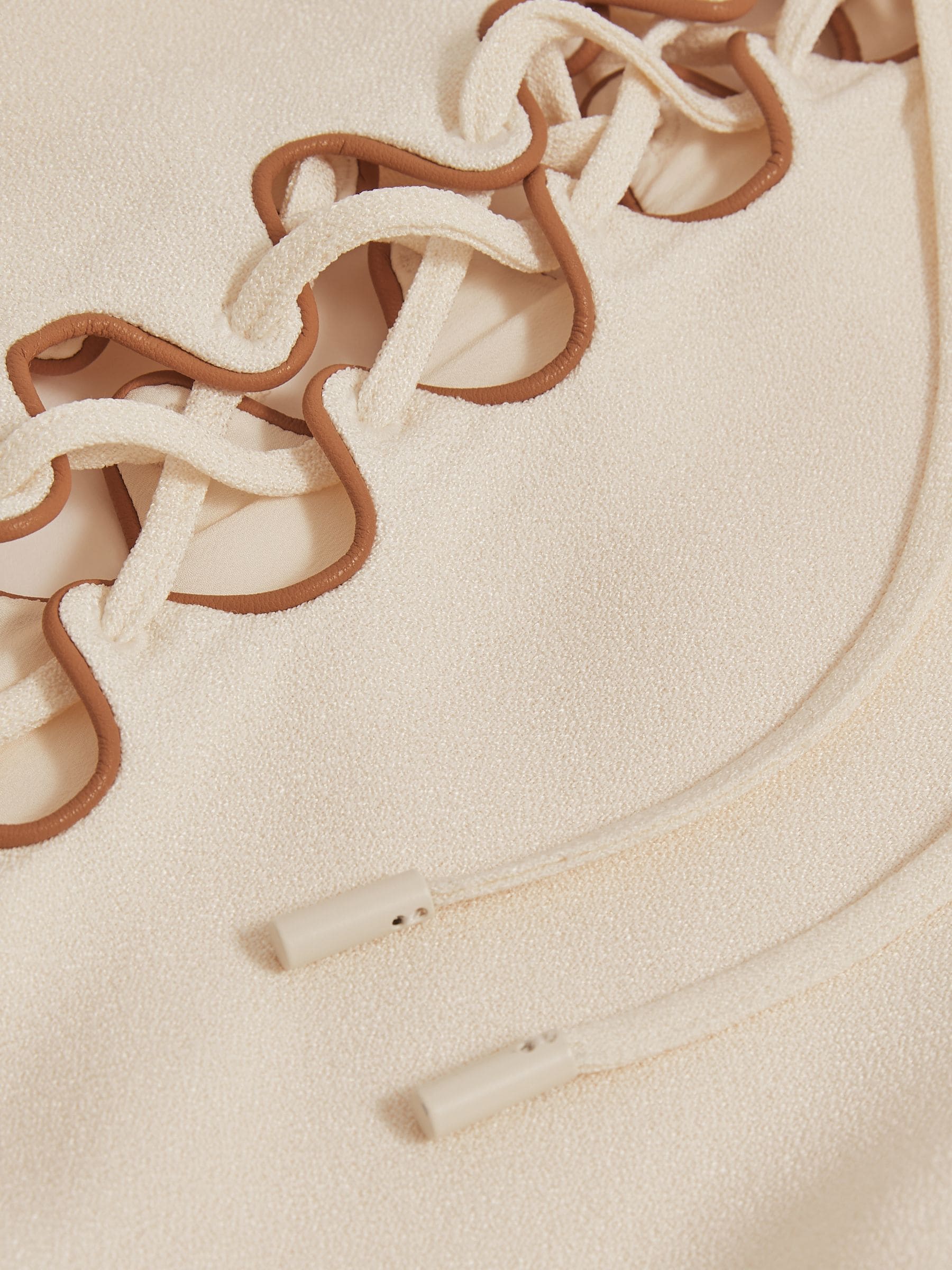 【海外限定】REISSワンピース☆Athene Atelier Satin Crepe Cut- Buy Reiss Cream Athene Atelier Satin Crepe Cut-Out Maxi