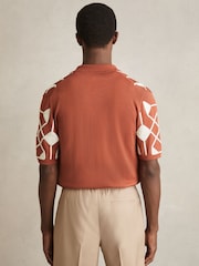 Reiss Paprika Red Terrazzo Geometric Embroidery Knit Shirt - Image 5 of 6