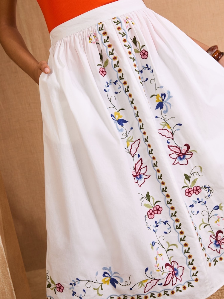 Love & Roses Ivory Floral Scenic Printed Midi Skirt - Image 2 of 4