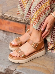 Linzi Brown Stride Flatform Sandals With Gold Detailing - Image 1 of 5