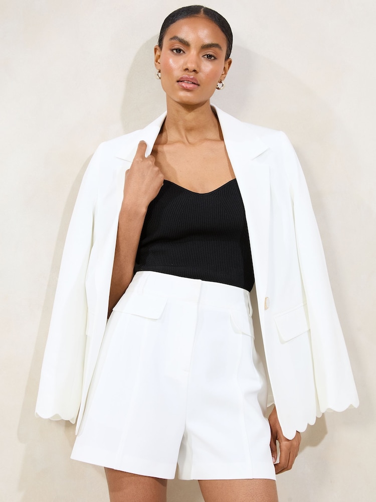 Lipsy White Pocket Detail Tailored Shorts - Image 1 of 4
