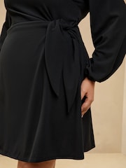 Платья мини с длинными рукавами по бокам Lipsy - Image 4 of 4