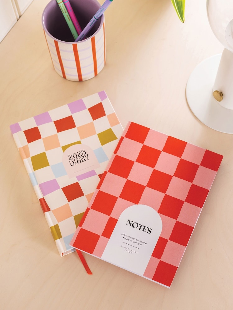 Good Tuesday Checks, Peach and Cherry Notebook and 2025 Diary - Image 1 of 6