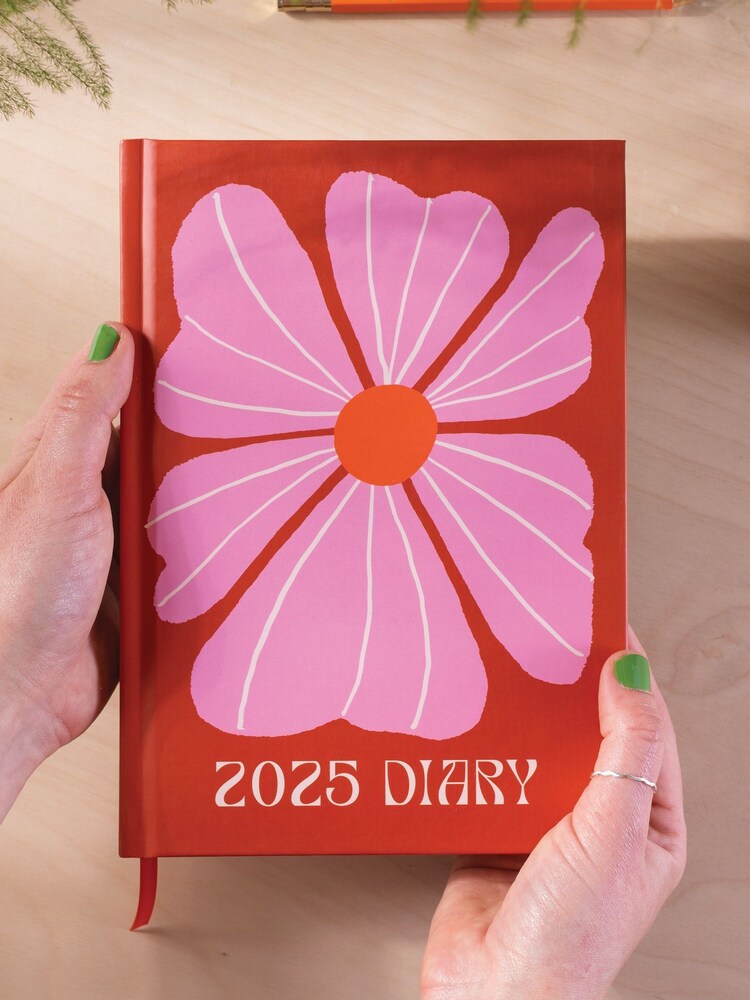 Good Tuesday Les Fleurs 2025 Diary - Image 1 of 6