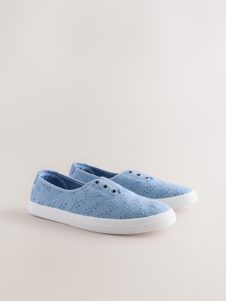 Blau - Embroidered Forever Comfort® Laceless Canvas Slip On Trainers - Bild 2 von 5 Blau - Embroidered Forever Comfort® Laceless Canvas Slip On Trainers - Bild 2 von 5