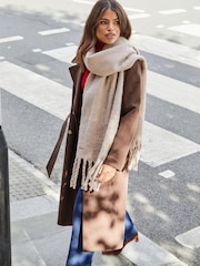 Lipsy Mocha Oversized Super Soft Brushed Scarf - Image 3 of 4