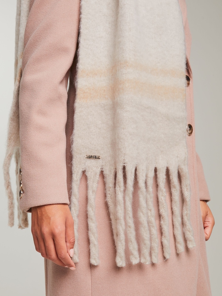 Lipsy Natural Oversized Super Soft Brushed Scarf - Image 4 of 4