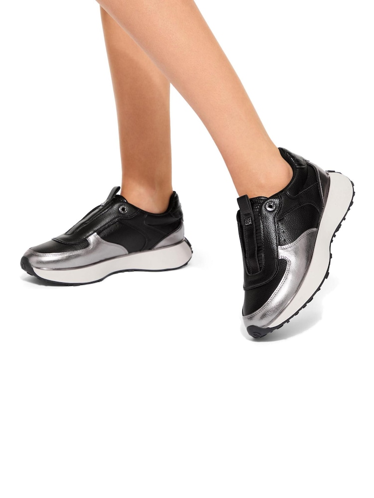 KG Kurt Geiger Logan Laceless Black Trainers - Image 1 of 5