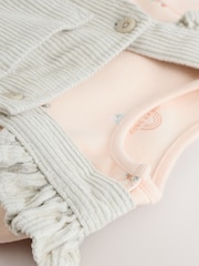 Salbeigrün - Langärmeliger Baby-Print-Body und Cord-Latzhose, 2-teiliges Set (0M.–2J.) - Bild 5 von 14