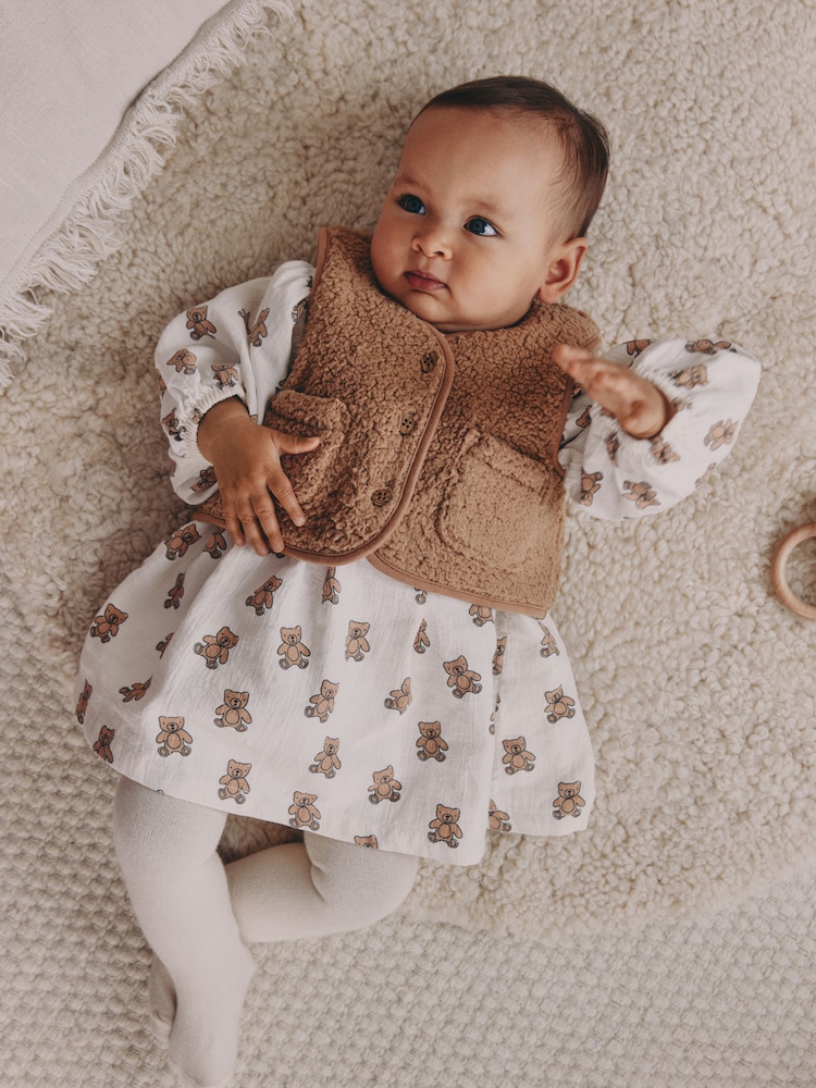 Cream/ Brown Bear - Long Sleeve Baby Dress and Waistcoats with Tights 3 Piece Set (0mths-2yrs) - Bild 2 von 5 Cream/ Brown Bear - Long Sleeve Baby Dress and Waistcoats with Tights 3 Piece Set (0mths-2yrs) - Bild 2 von 5