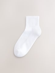 White Cushion Sole Ribbed Sport Cropped Ankle Socks 3 Pack With Arch Support - Image 4 of 6