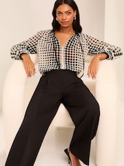 Lipsy V-Neck Polka Dot Print Blouse - Imagem 2 de 4