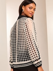 Lipsy V-Neck Polka Dot Print Blouse - Imagem 4 de 4