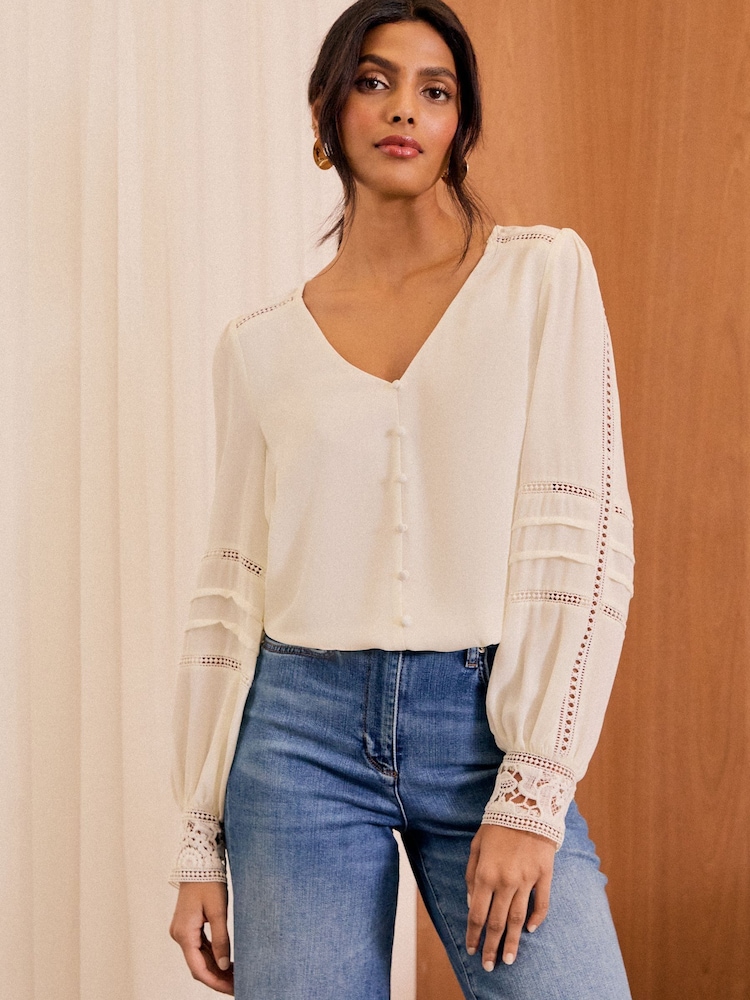 Love & Roses White Lace Cuff V-Neck Blouse - Image 2 of 4