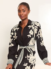 Vestido camisero de manga larga con estampado llamativo de Lipsy - Imagen 4 de 4