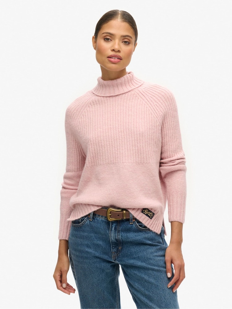 Superdry Essential Rippstrickpullover mit Rollkragen - Bild 1 von 4 Superdry Essential Rippstrickpullover mit Rollkragen - Bild 1 von 4