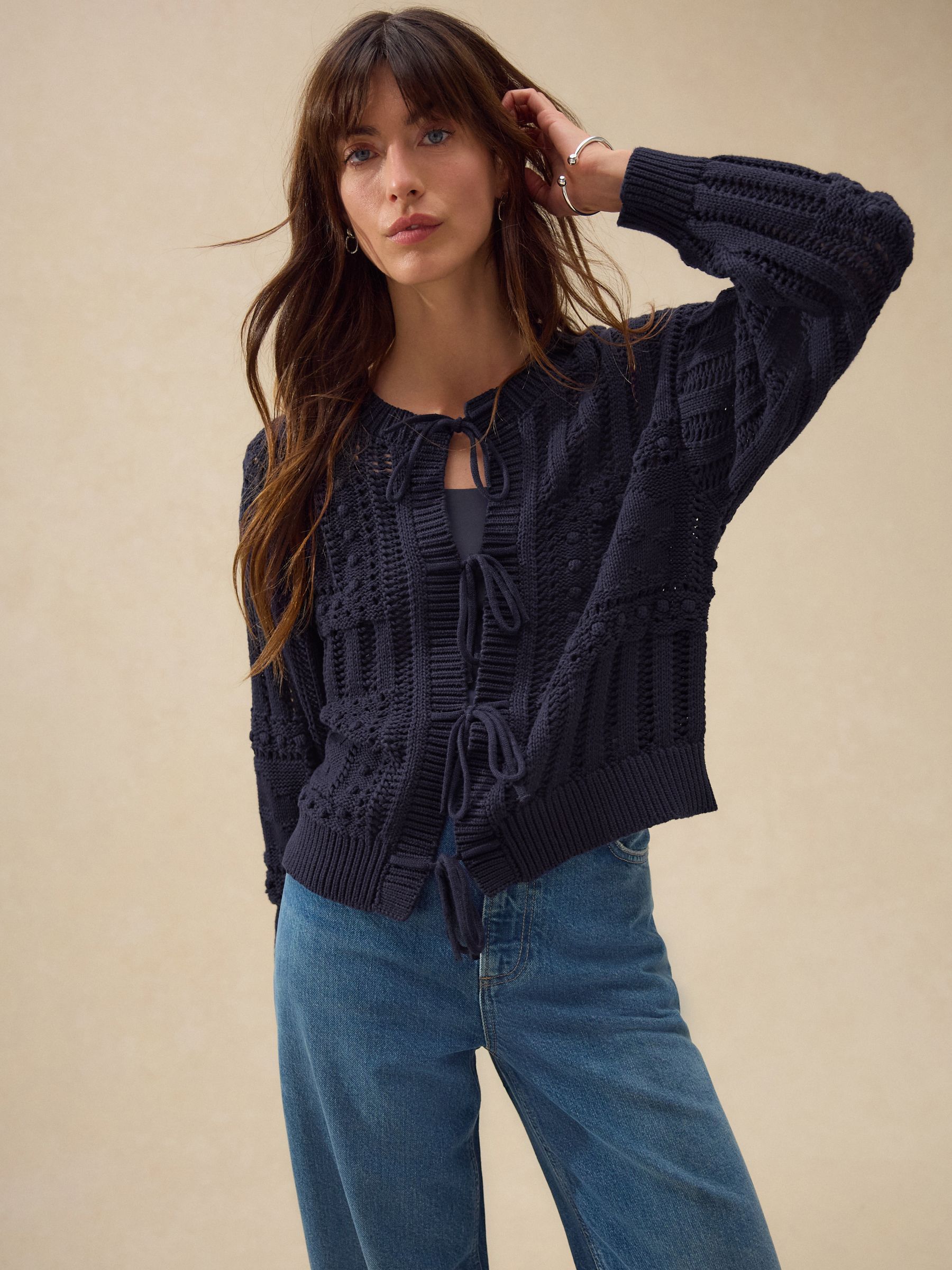 トップス bibiy. B. CLUB TIE CARDIGAN NAVY 新品タグ付き】Bibiy B CLUB TIE CARDIGAN ホワイト｜Yahoo!フリマ（旧