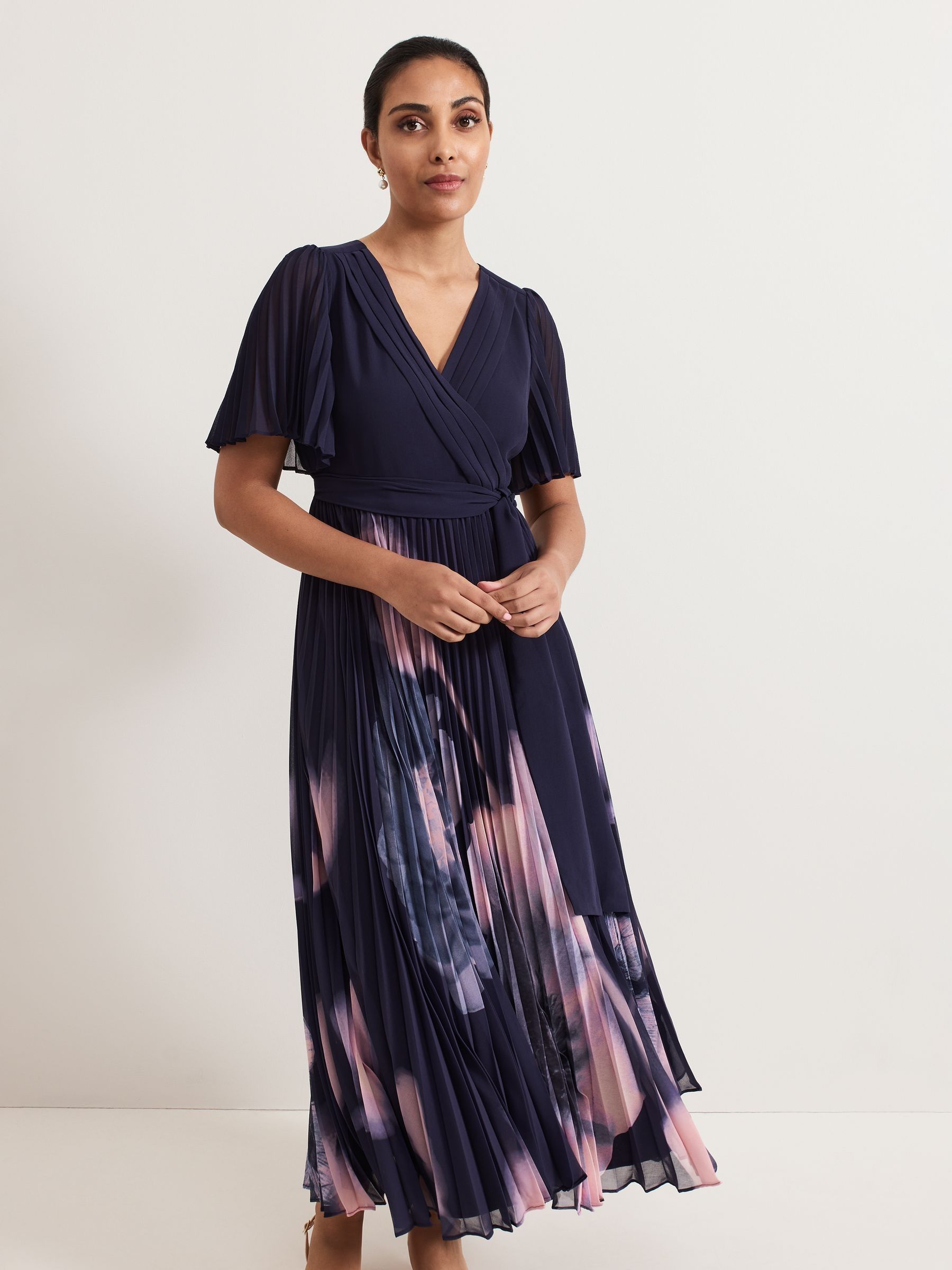 【関税込】PhaseEight ワンピース☆Blue Abigail Printed Pleat Buy Phase Eight Blue Abigail Printed Pleat Maxi Dress from