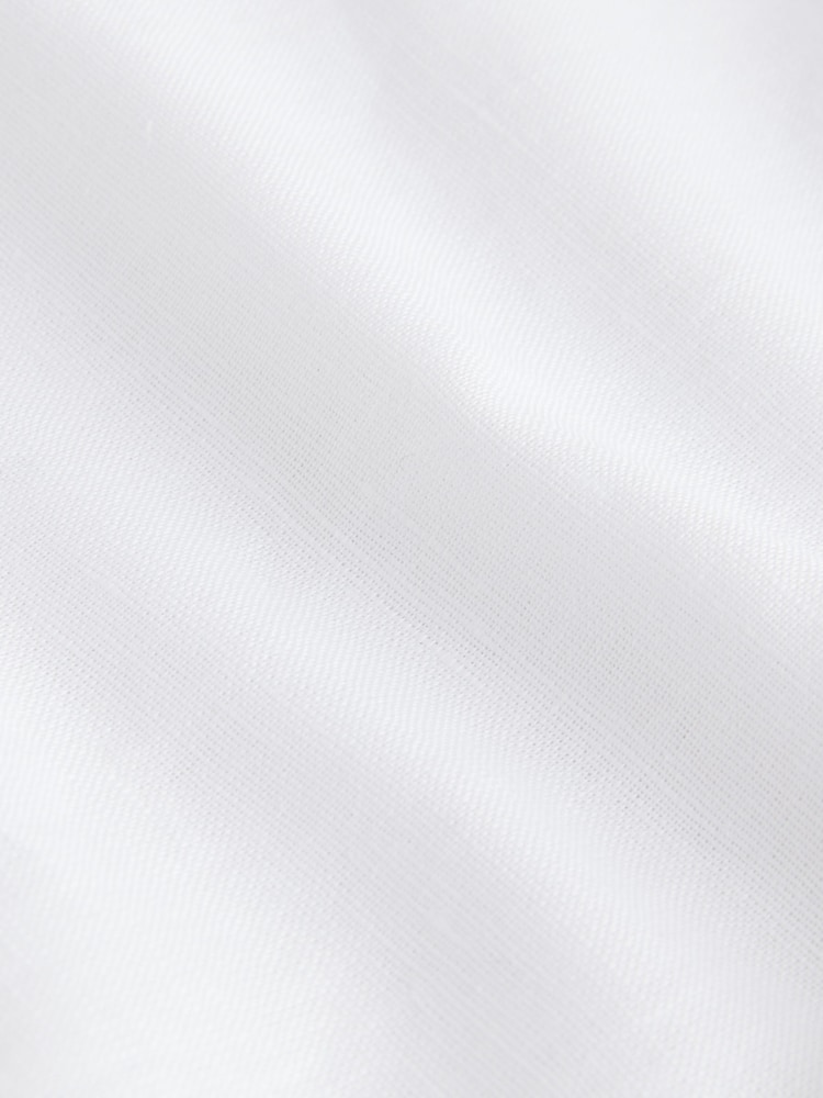 White Texture Slim Fit Summer Cotton Blend Smart Shirt And Pocket Square Pack - Image 3 of 3
