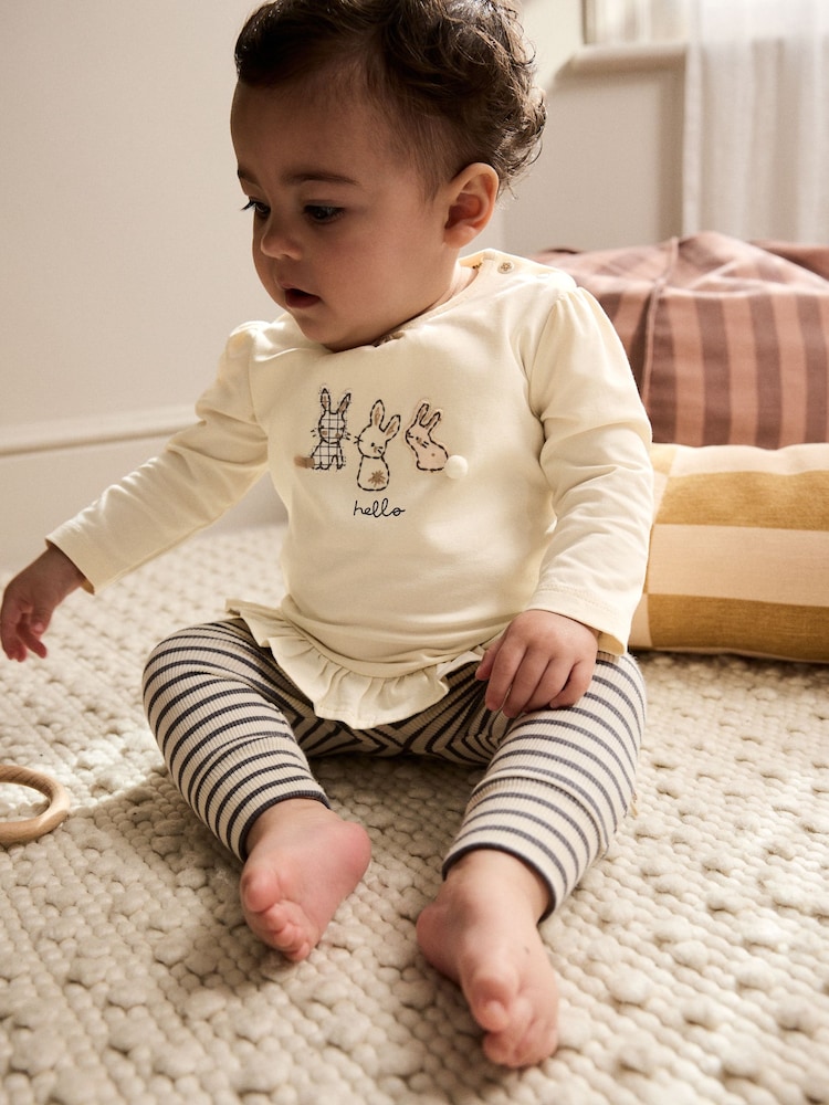 Cream Stripe Bunny - طقم من رداء علوي بكُم طويل وبنطلون ضيِّق للبيبي - صورة 1 من 12