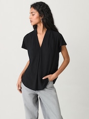 Schwarz - Kurzärmlige Bluse mit V-Ausschnitt - Image 2 of 4