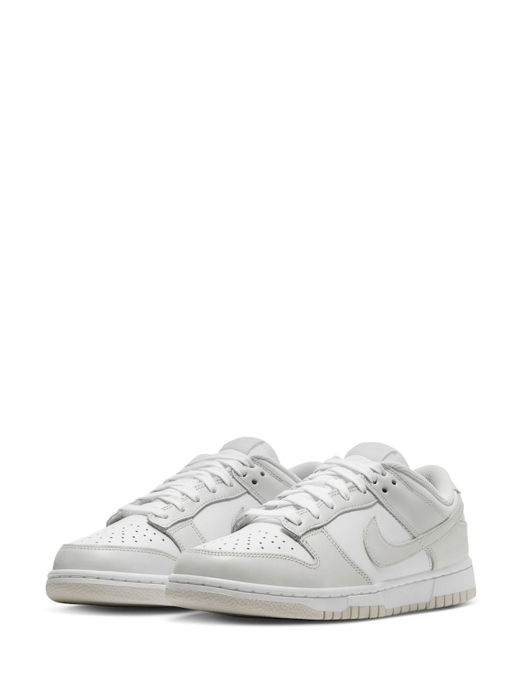 Nike Grey Dunk Low Trainers - Image 10 of 12
