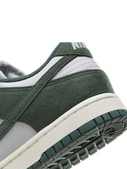 Nike Green/White Dunk Low Trainers - Image 10 of 10