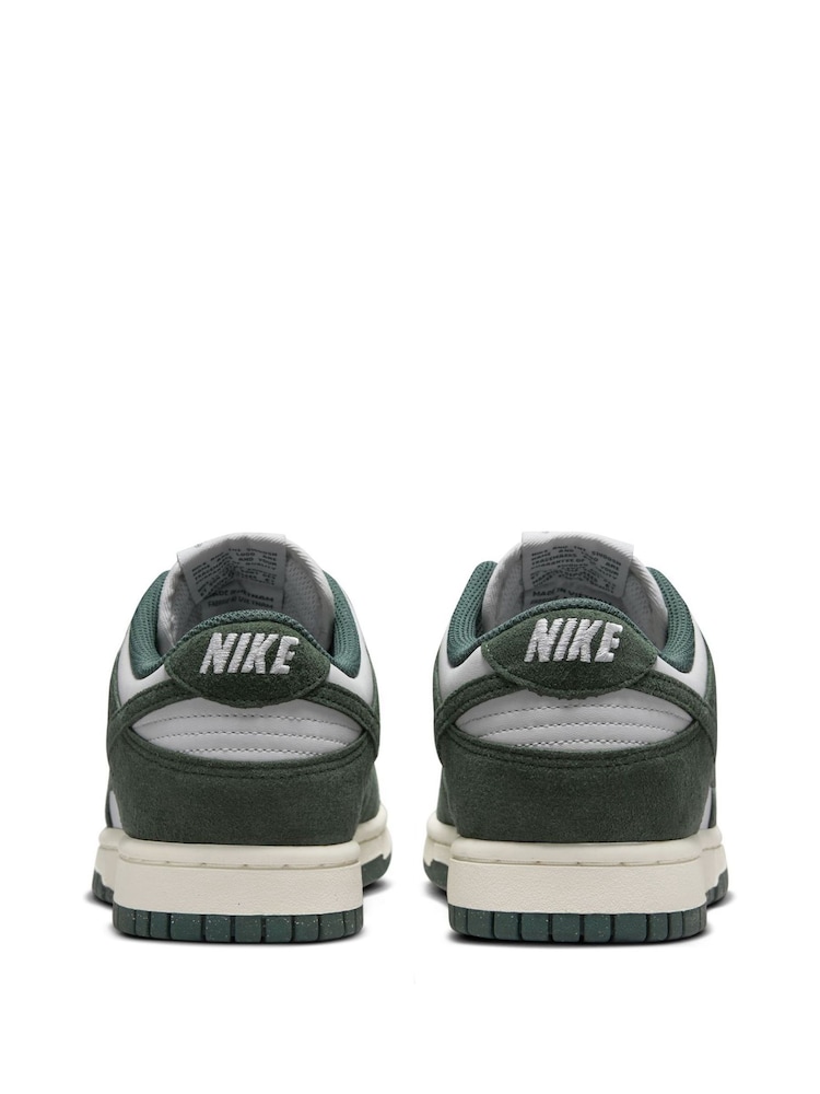 Nike Green/White Dunk Low Trainers - Image 6 of 10