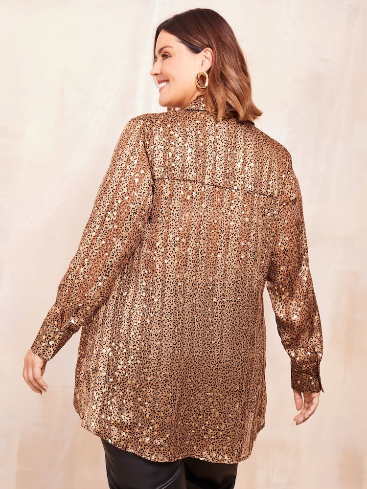 Friends Like These Brown Animal Curves Printed Dip Back Shirt - Image 8 of 8