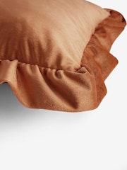 Matte Velvet Frill Edge Cushion - صورة 5 من 5