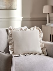 Matte Velvet Frill Edge Cushion - صورة 1 من 4