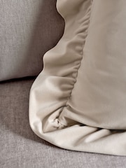 Matte Velvet Frill Edge Cushion - صورة 2 من 4