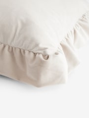 Matte Velvet Frill Edge Cushion - صورة 4 من 4