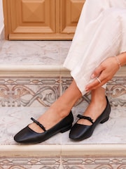 Linzi Black Cressida Ballet Pumps With Bow Detail - Image 1 of 5