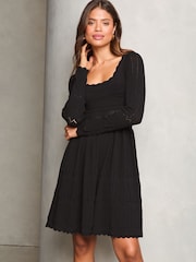 Lipsy Manches longues Robe tricotée à lanterne avec détails de maille - Image 1 de 4