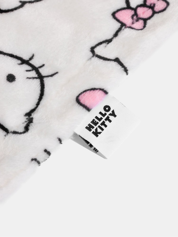 Skinnydip White Hello Kitty Blanket - Image 4 of 4