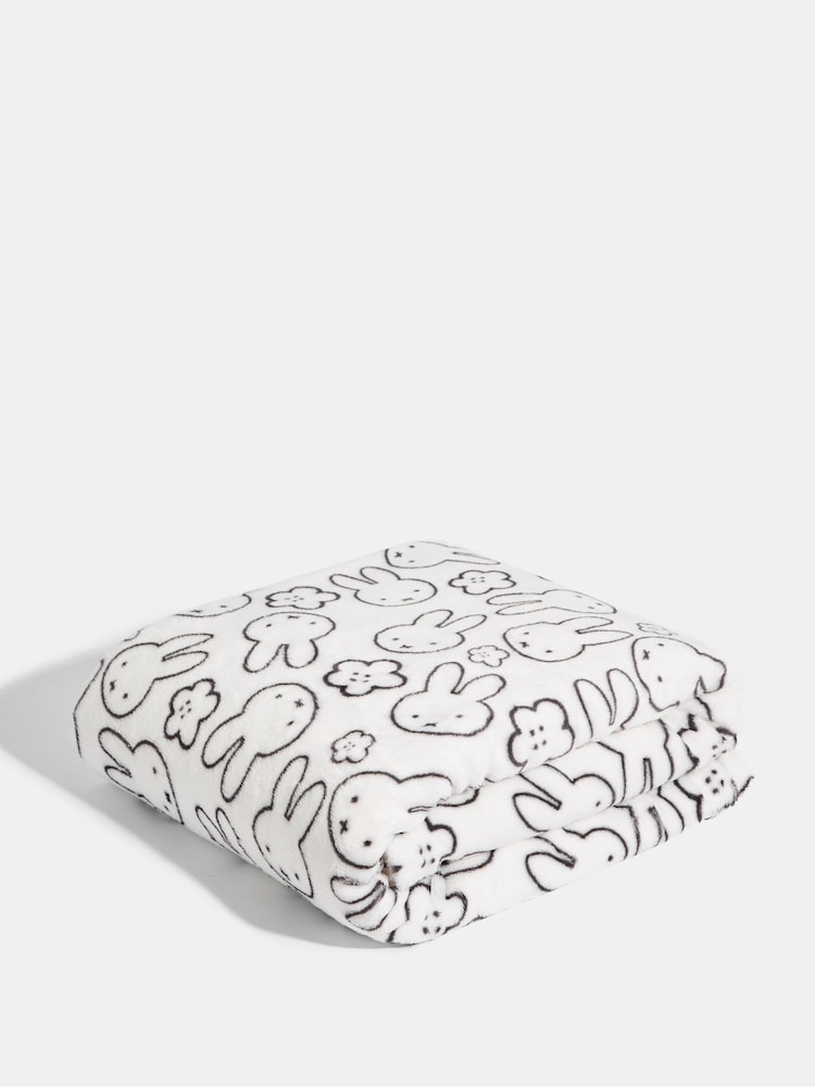 Skinnydip White Miffy Fleece Blanket - Image 1 of 3