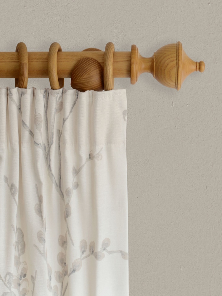 Laura Ashley Gold Haywood Curtain Pole - Image 1 of 6
