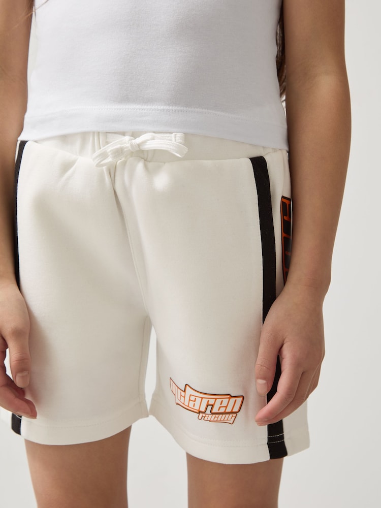 Reiss White Ride 3-9 yrs Unisex Fit McLaren F1 Team Drawstring Shorts - Image 4 of 8