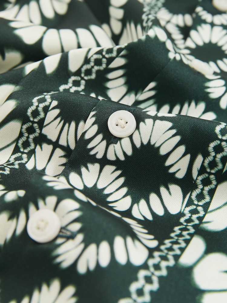 Reiss Green Maki 13-14 yrs Abstract Print Cuban Collar Shirt - Image 4 of 4