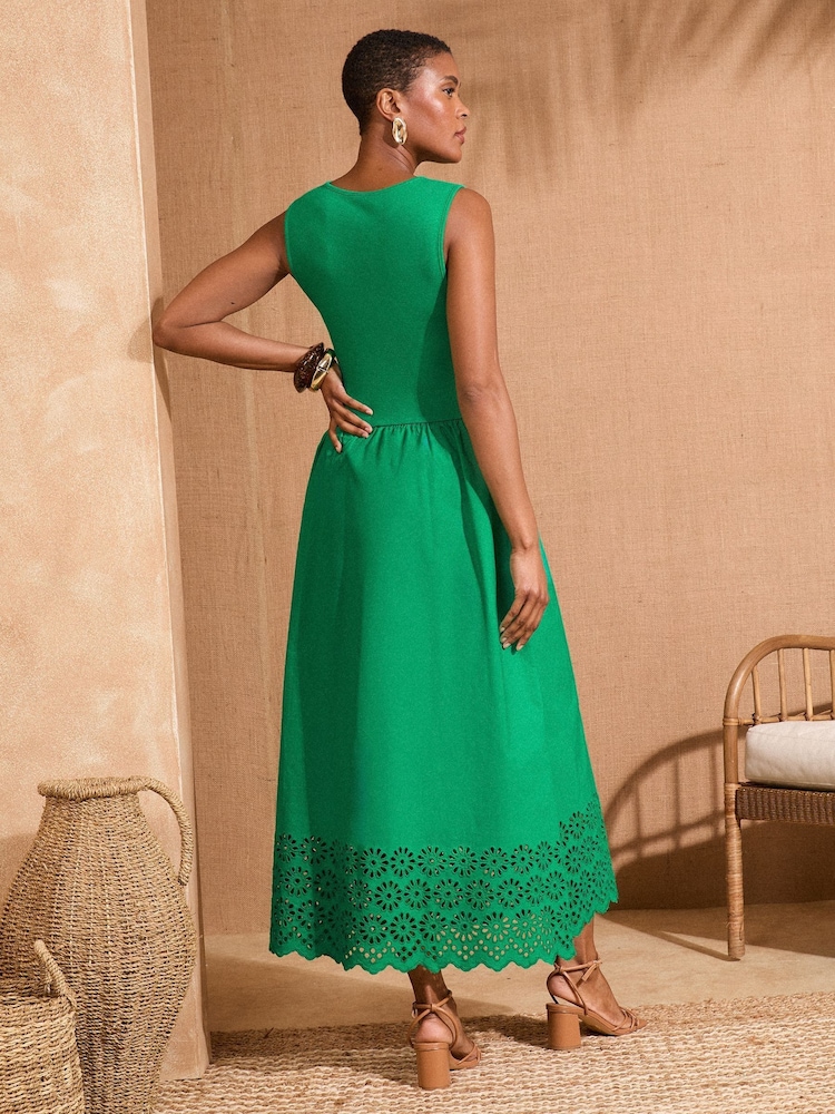 Love & Roses Bright Green Jersey Broderie Midi Dress - Image 4 of 4