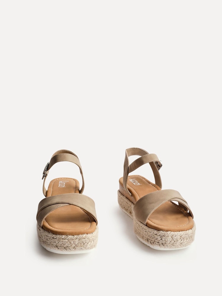 Marrón - Sandalias de plataforma plana de corte ancho Linzi Sarelli con cuña de corcho y trenzado - Imagen 2 de 5 Marrón - Sandalias de plataforma plana de corte ancho Linzi Sarelli con cuña de corcho y trenzado - Imagen 2 de 5