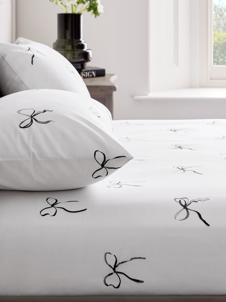 Bow Fitted Sheet and Pillowcase Set - Imagem 1 de 3