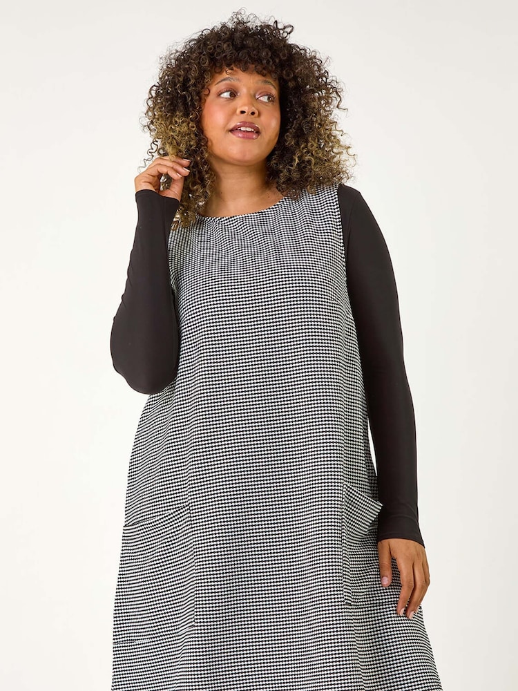 Roman Black Curve Checkered Stretch Pocket Dress - Image 2 of 5 Roman Black Curve Checkered Stretch Pocket Dress - Image 2 of 5