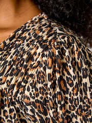 Roman Black Petite Animal Print V-Neck Plisse Top - Image 5 of 5