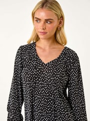 Roman Black Petite Spot Print V-Neck Plisse Blouses - Image 1 of 5
