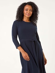 Roman Petite Kleid mit gerippter Taillenbindung und Detail - Bild 2 von 5