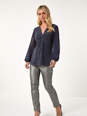 Roman Petite V-Neck Diamante Cuff Stretch Top - Imagen 2 de 5