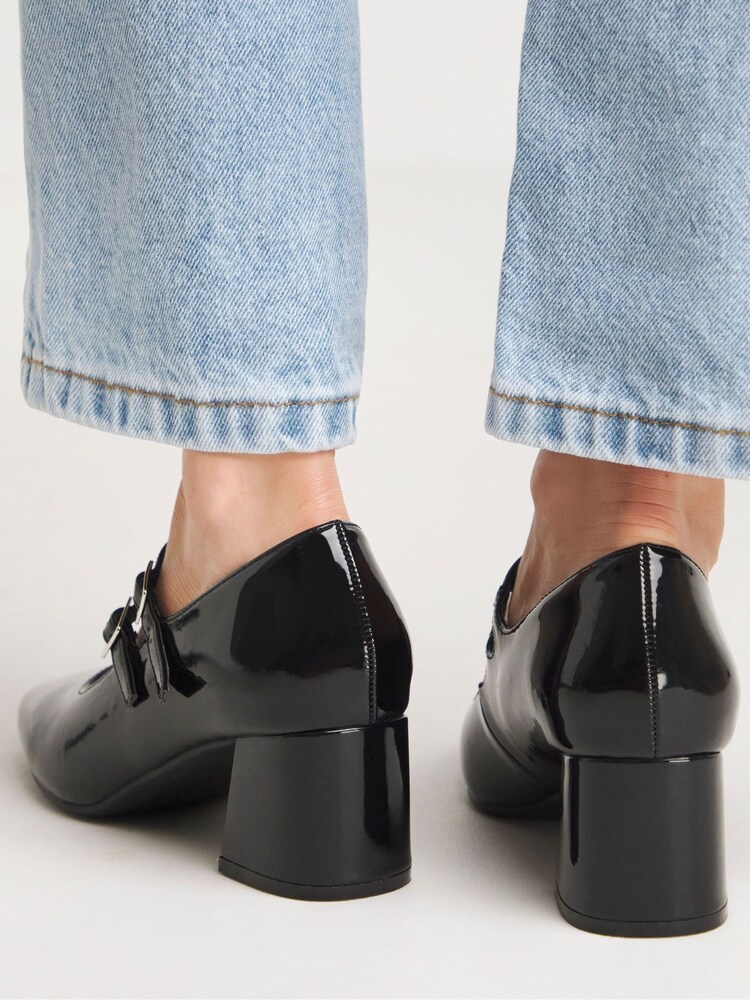 Simply Be Black Mary Jane Block Heel Court Shoes In Wide Fit - Image 2 of 4