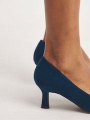 Azul - JD Williams Flexi Sole Kitten Heel Court Shoes In Extra Wide Fit - Imagen 4 de 4